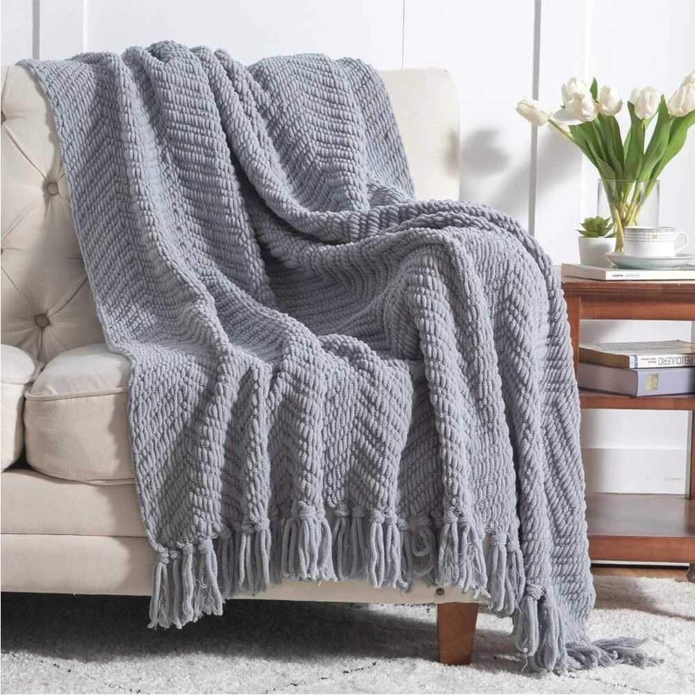 West Elm Teal Mint Trendy Gift Soft Cozy Chevron Tassel Throw Blanket Bedding